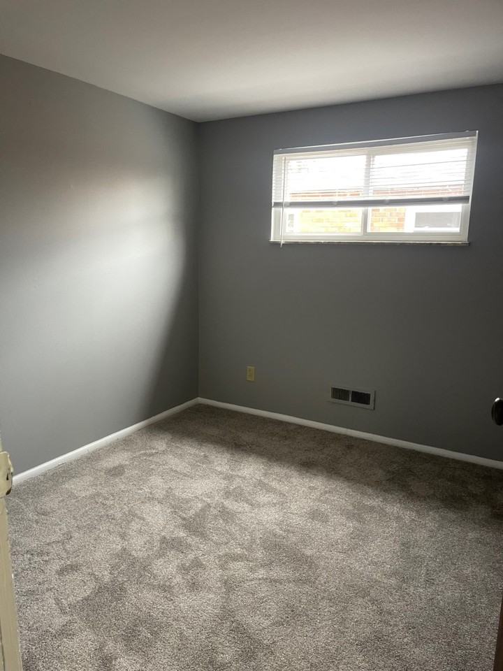 4944 Fairway Ct #4944 - Photo 4 of 10