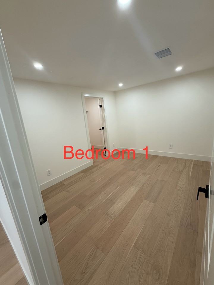 731 Valota Rd #NA - Photo 3 of 14