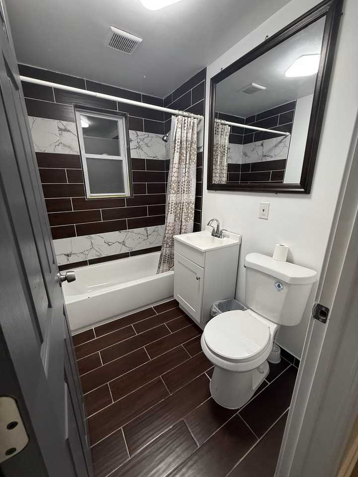 4832 S Bishop St #1REAR - Photo 3 of 18