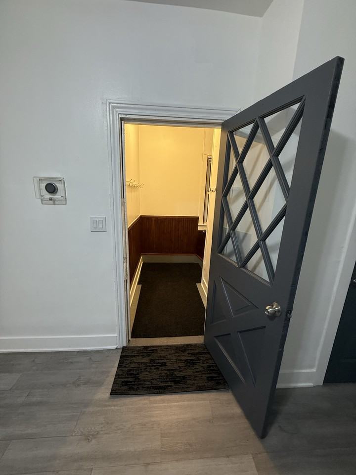 4832 S Bishop St #1REAR - Photo 5 of 18