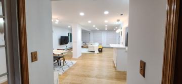 featured image of 150 E Walnut St #NA