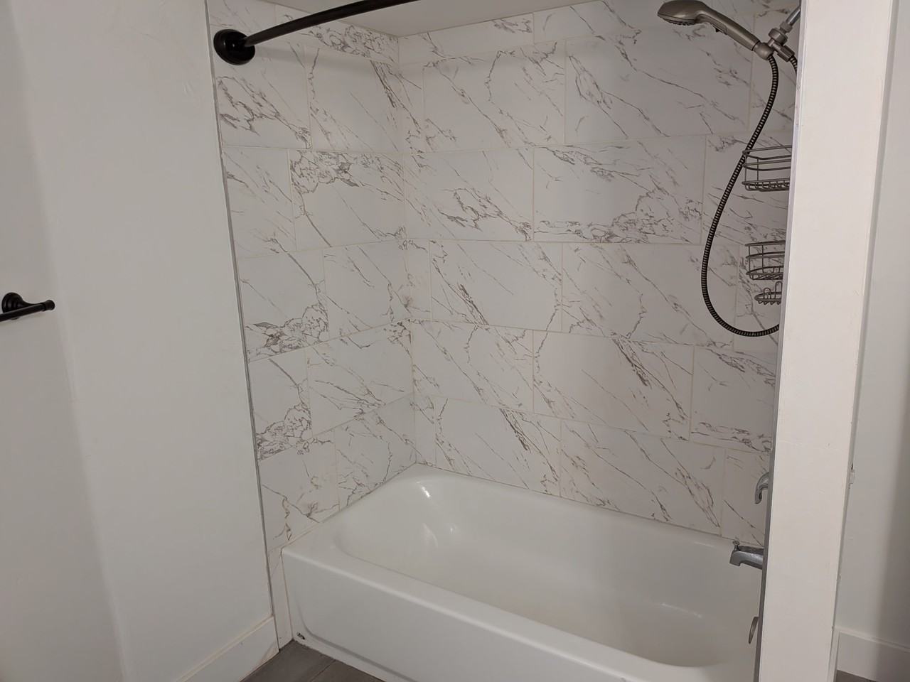 1612 Farr Dr #B - Photo 5 of 22