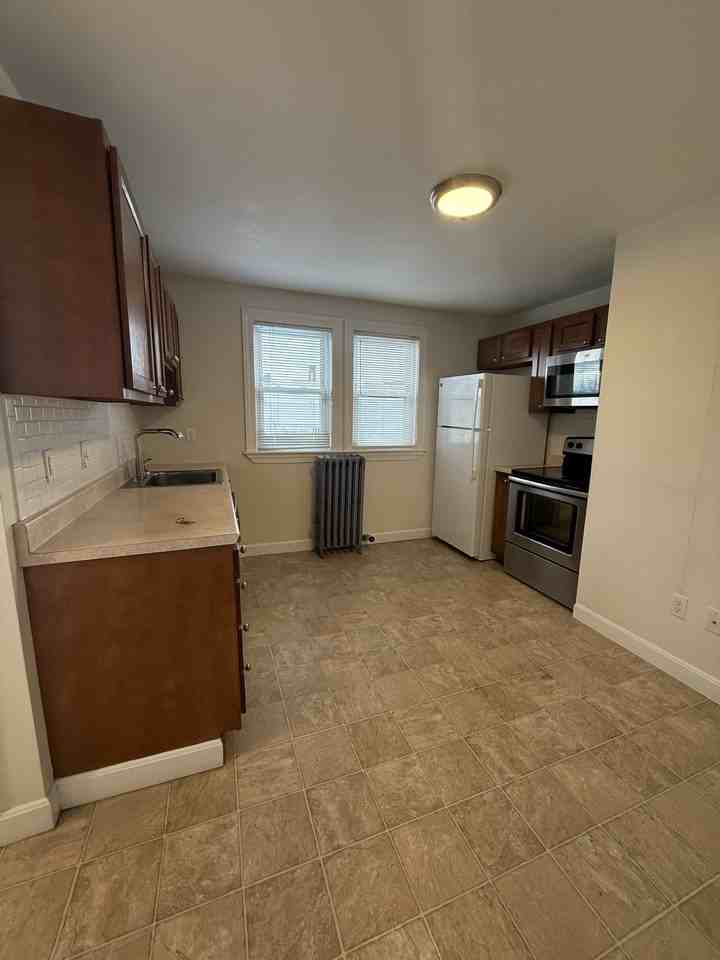 7 Cleveland Ave #3 - Photo 3 of 17