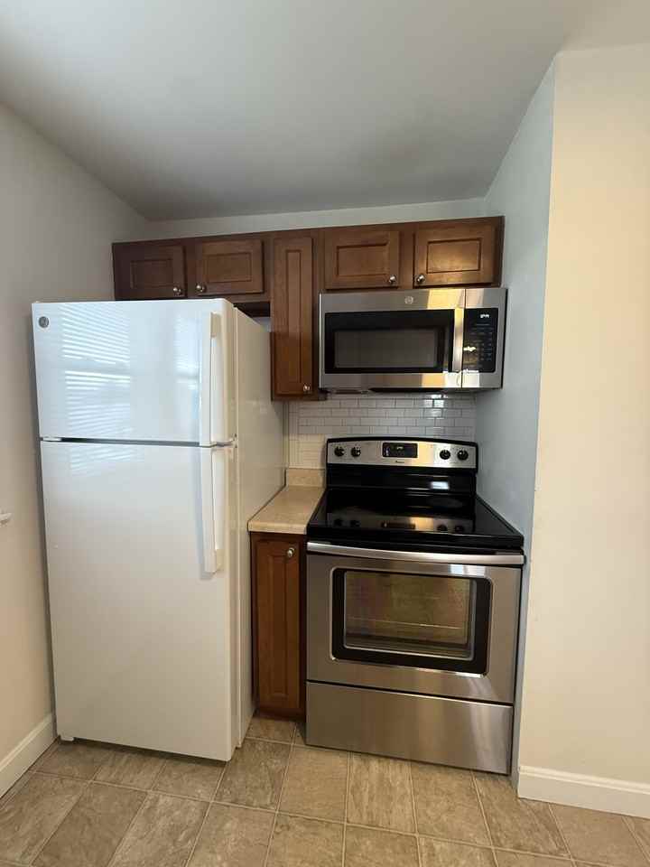 7 Cleveland Ave #3 - Photo 4 of 17