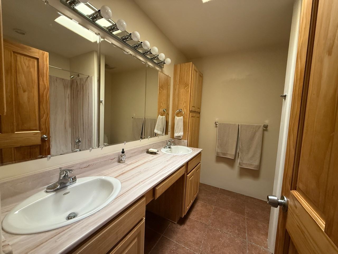 1139 Harrison Rd #NA - Photo 4 of 10