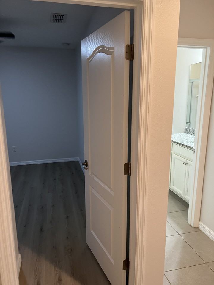 600 Northern Way #1005 - Photo 6 of 38