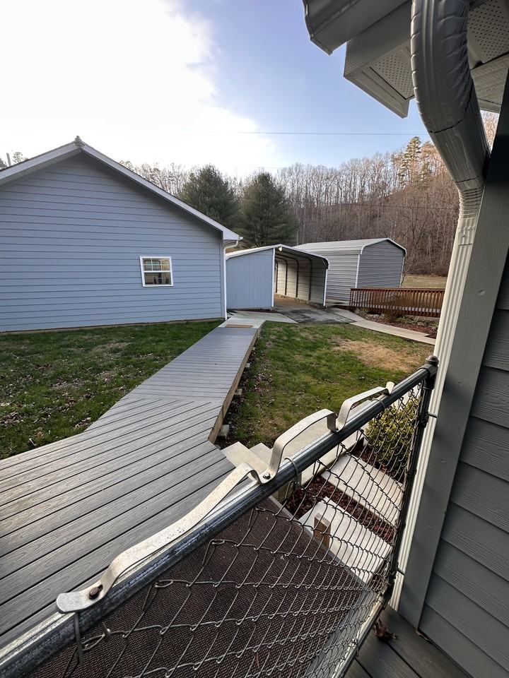 304 Carson Elliott Dr #NA - Photo 3 of 22