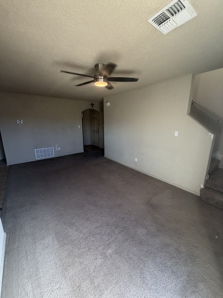 859 Mesa Del Rio St Nw #NA - Photo 4 of 10