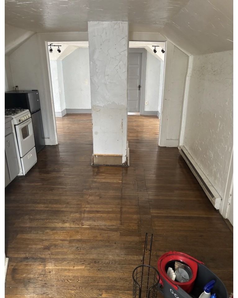 465 Near Court St #3 - Photo 4 of 4