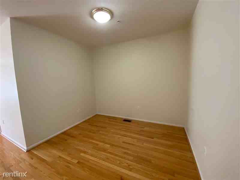 1045 Maiden Ln #1 - Photo 6 of 19