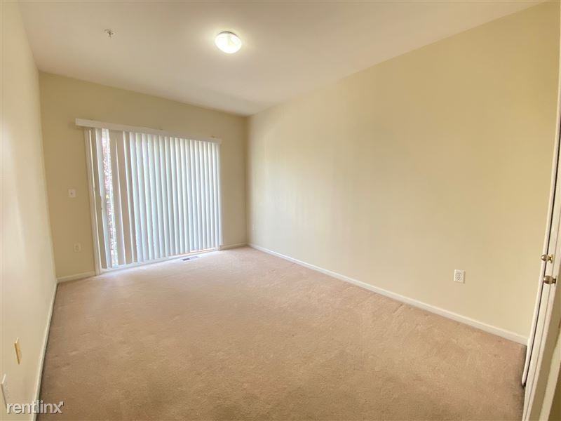 1045 Maiden Ln #1 - Photo 7 of 19