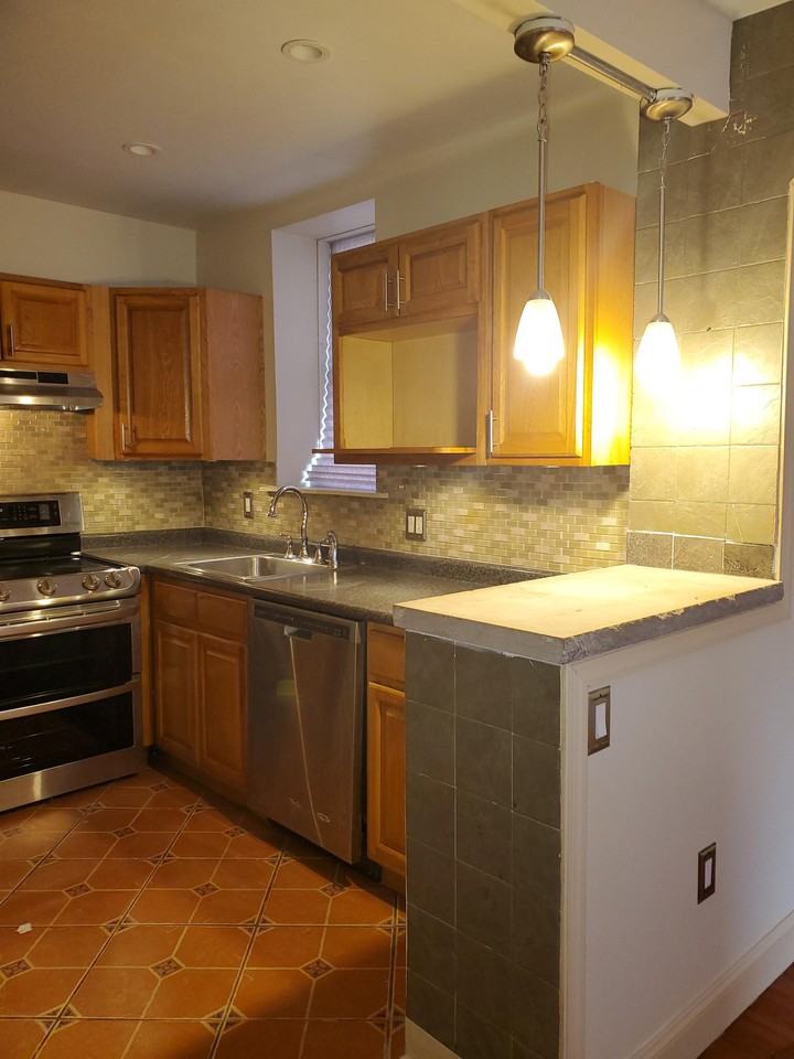 2146 N Reese St #1 - Photo 3 of 10