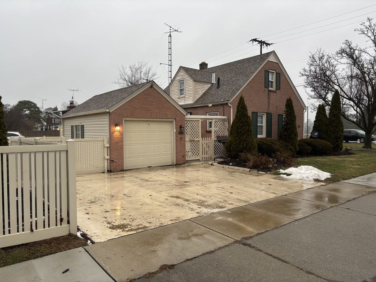 3623 Columbus Ave #NA - Photo 3 of 3