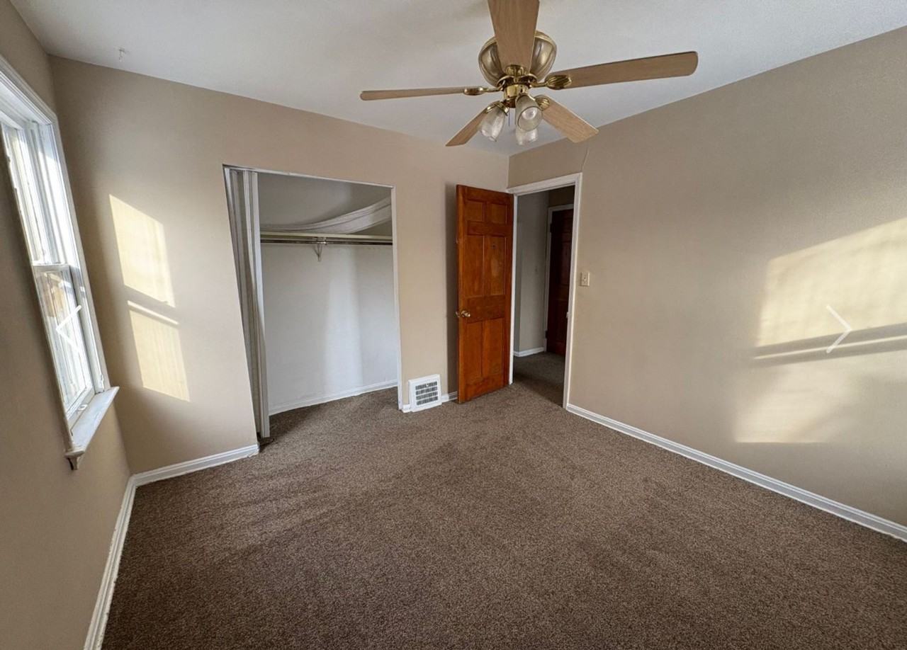 19400 Libby Rd - Photo 7 of 15