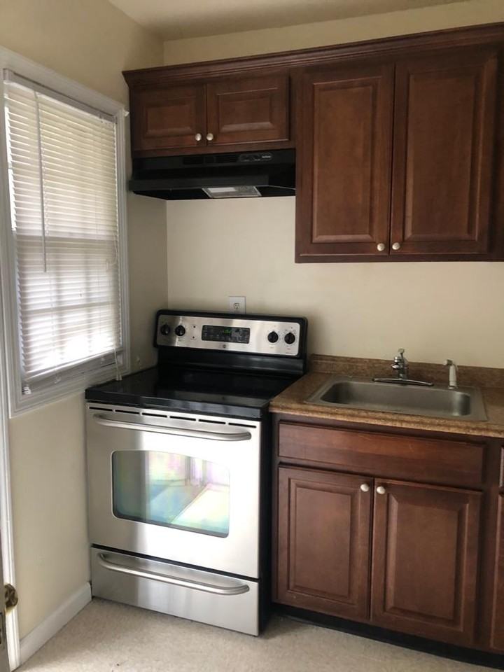 957B William Street - 1Unit B #1 - Photo 7 of 21