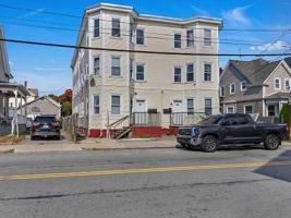 featured image of 109 Pocasset Ave #1