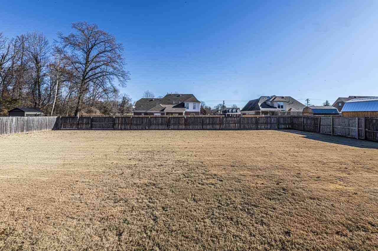 443 Beverly Dr #1 - Photo 3 of 10