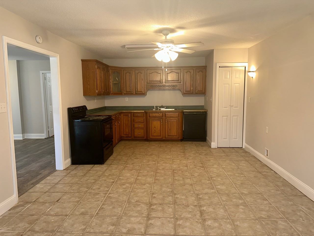 1835 Pamplico Hwy - Photo 3 of 25