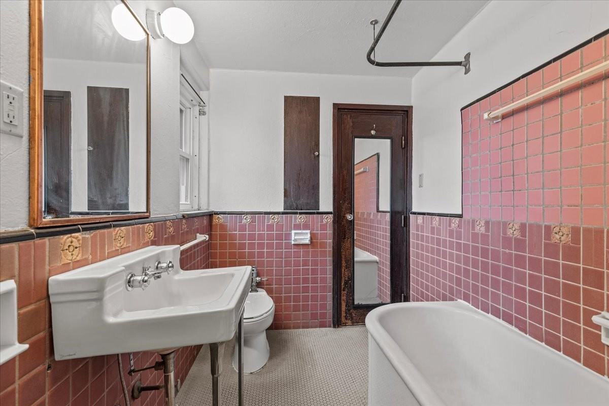 342 S Highland Ave #15A - Photo 2 of 23