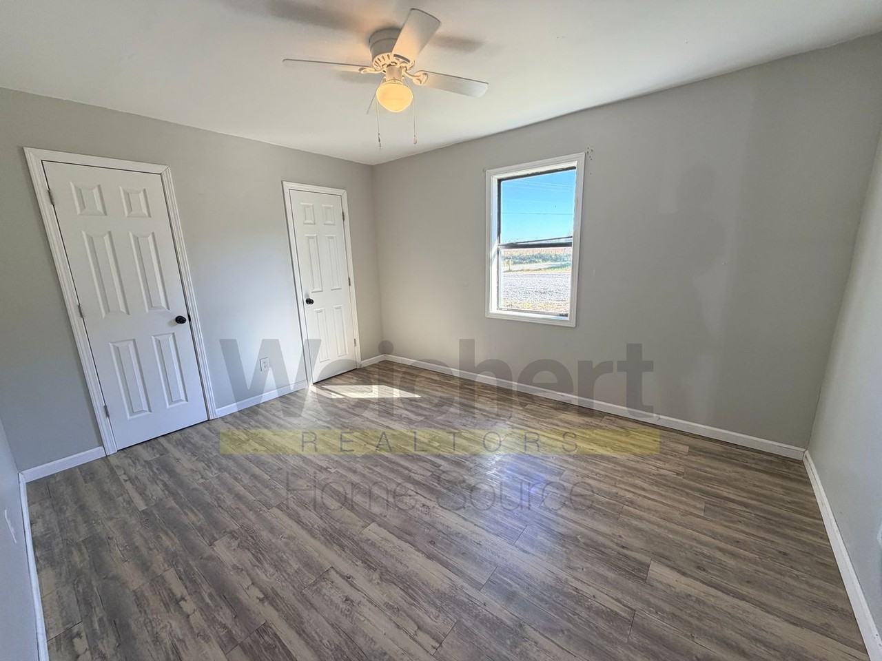 A&R Lake Street Apartments - Photo 3 of 9