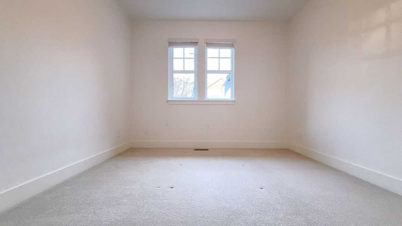 3440 Gislason Avenue - Photo 6 of 12