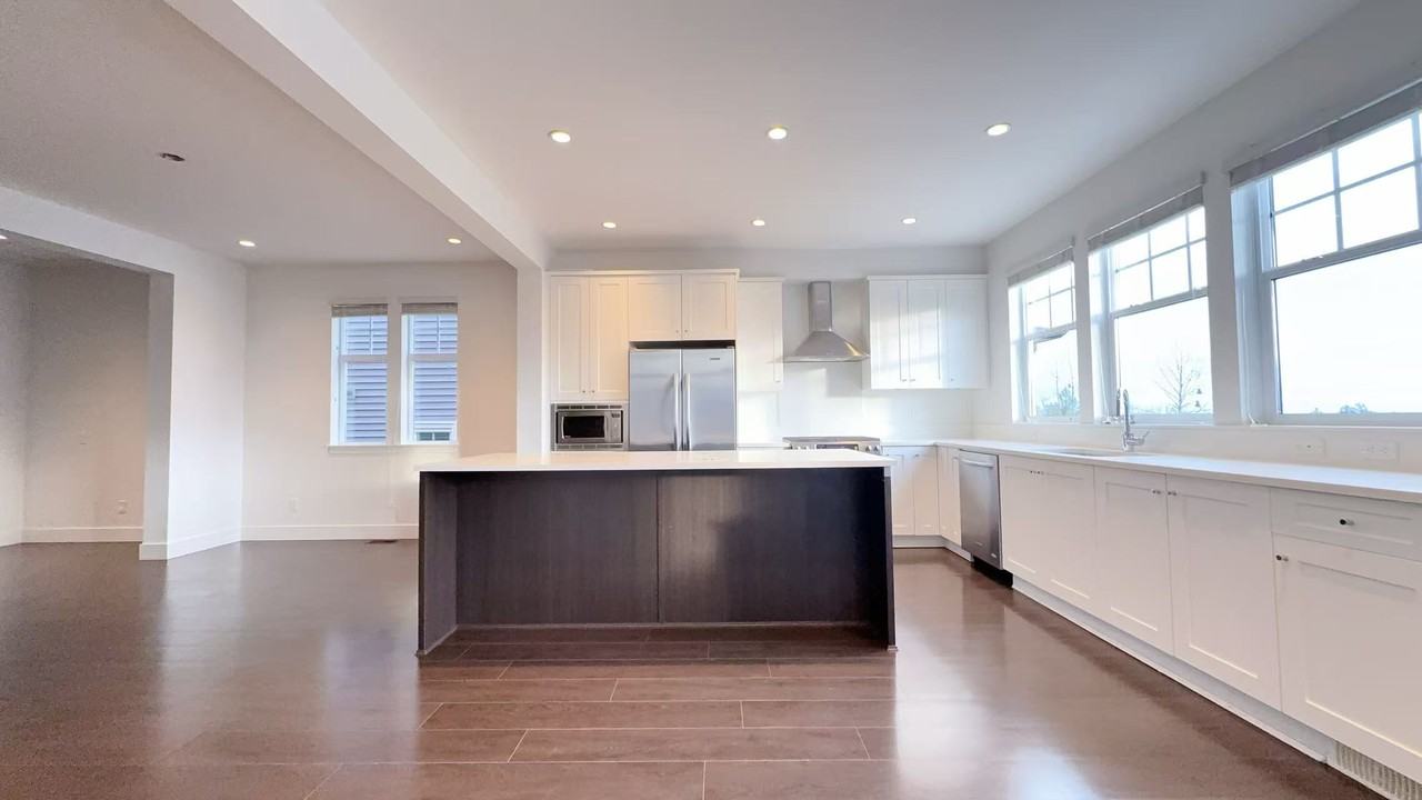 3440 Gislason Avenue - Photo 3 of 12