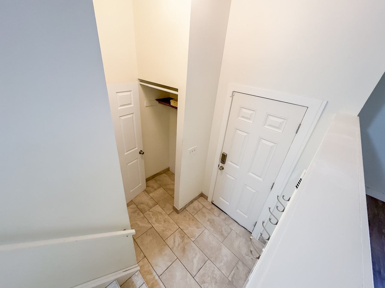 79 Granby Bay #1 - Photo 5 of 10