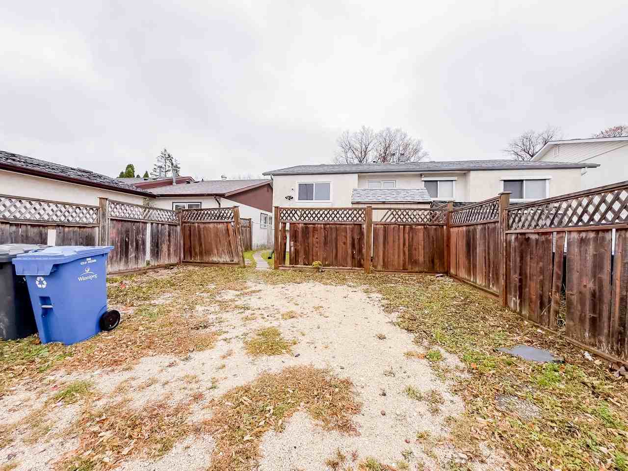 79 Granby Bay #1 - Photo 6 of 10