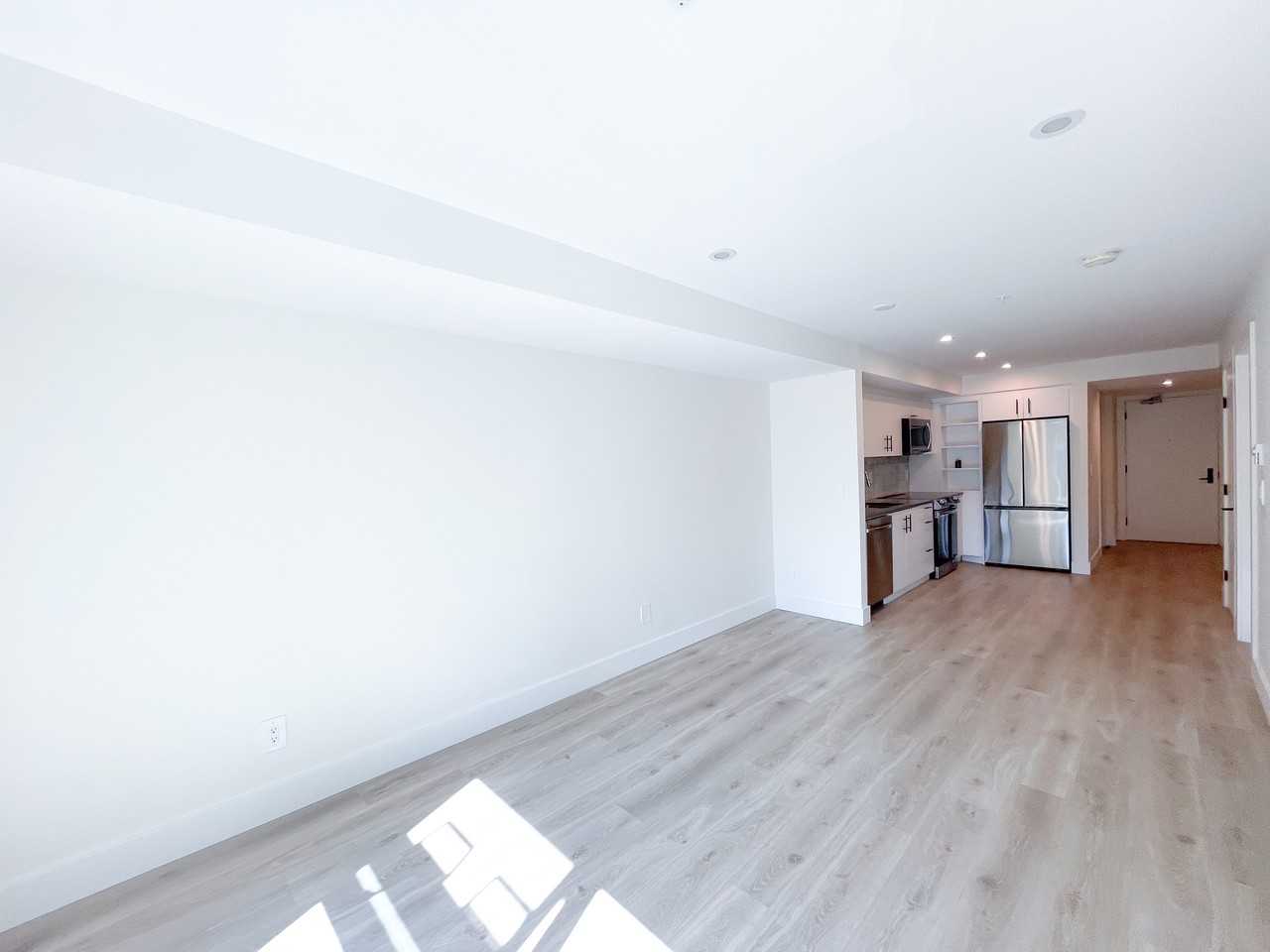 1456 Johnston Road #304 - Photo 2 of 11