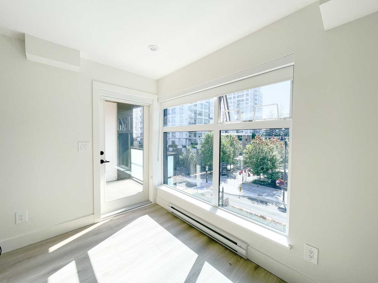 1456 Johnston Road #304 - Photo 5 of 11