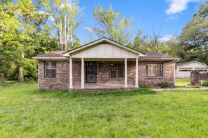 featured image of 121 Mulberry Rd #1