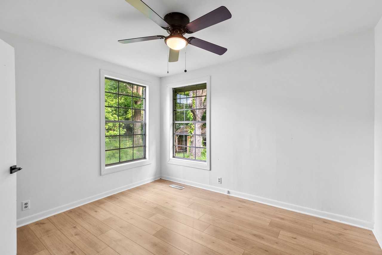 121 Mulberry Rd #1 - Photo 6 of 17