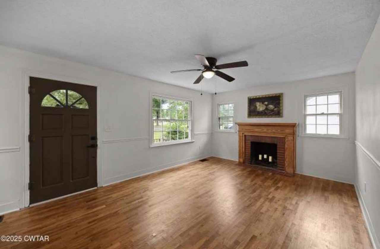 2963 N Highland Ave - Photo 2 of 20