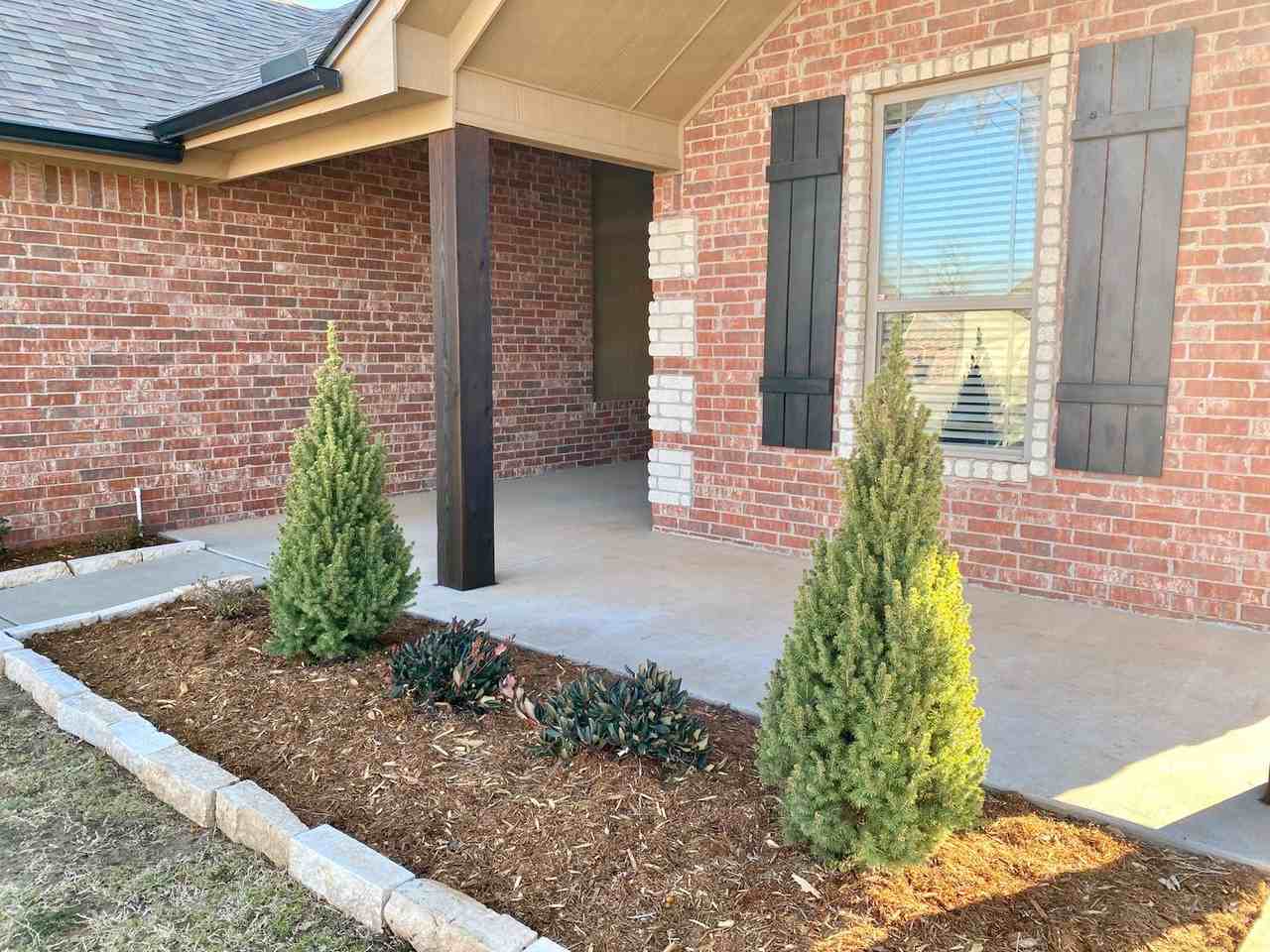 7716 Marathon Ln - Photo 3 of 24