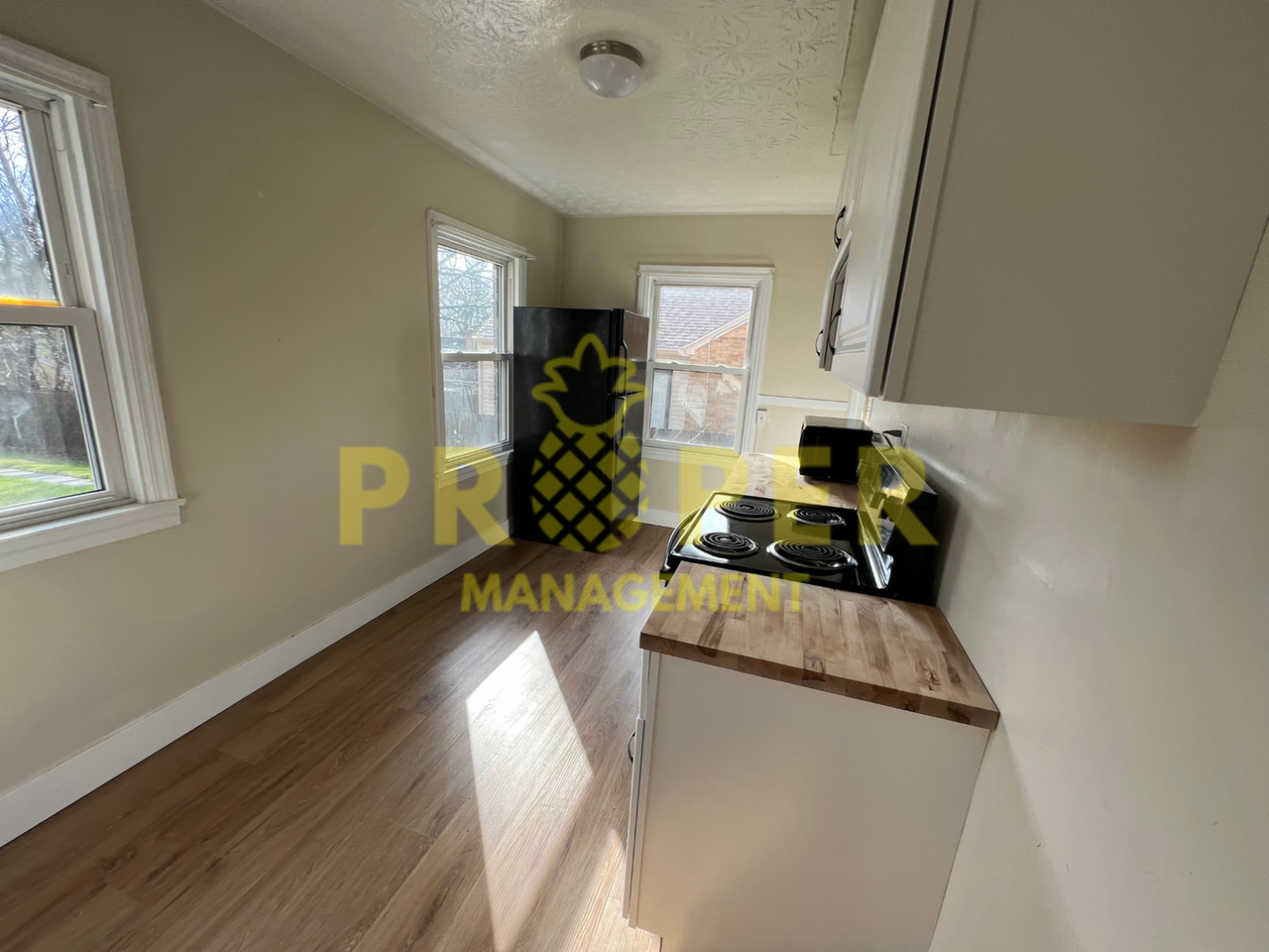 618 Verona Rd - Photo 2 of 8