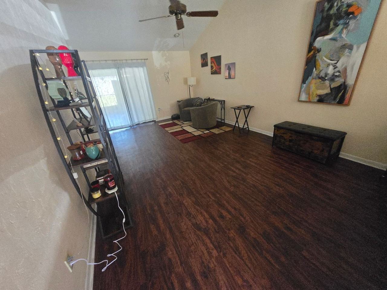 3760 Nw 56th Pl - Photo 5 of 22