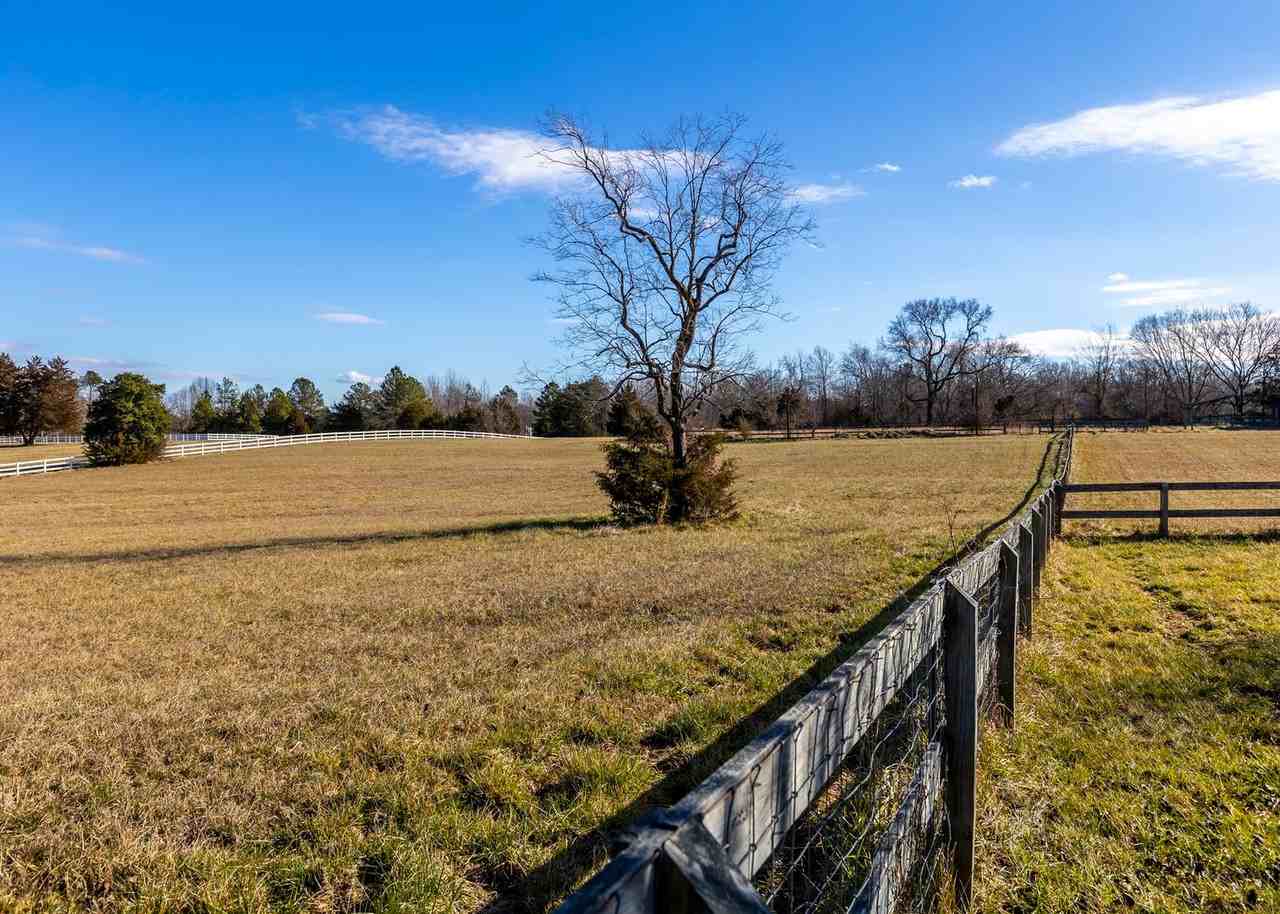 2317 Huguenot Springs Rd - Photo 3 of 35