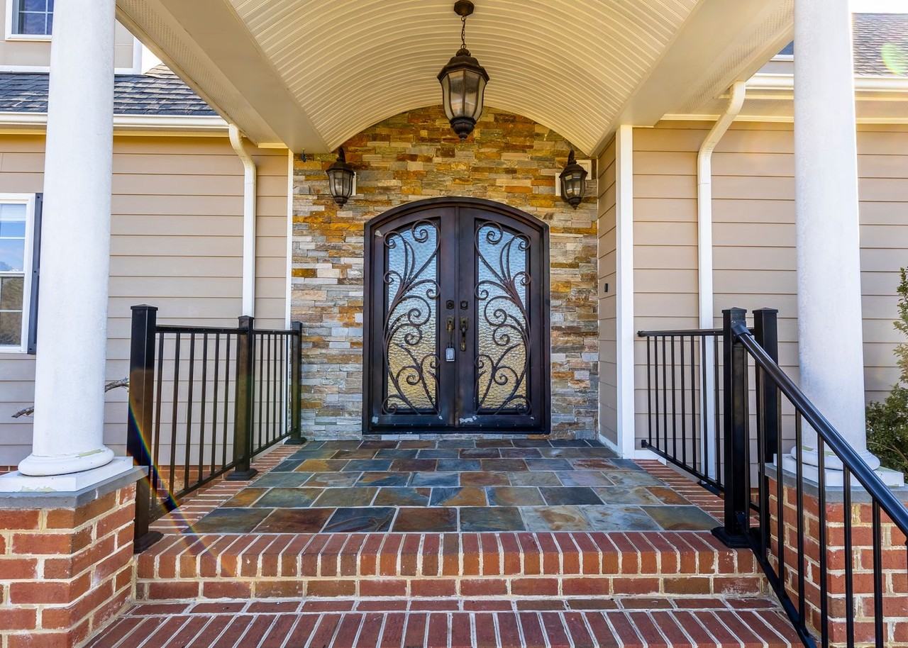 2317 Huguenot Springs Rd - Photo 7 of 35