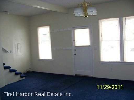 414 11th St - Photo 3 of 25