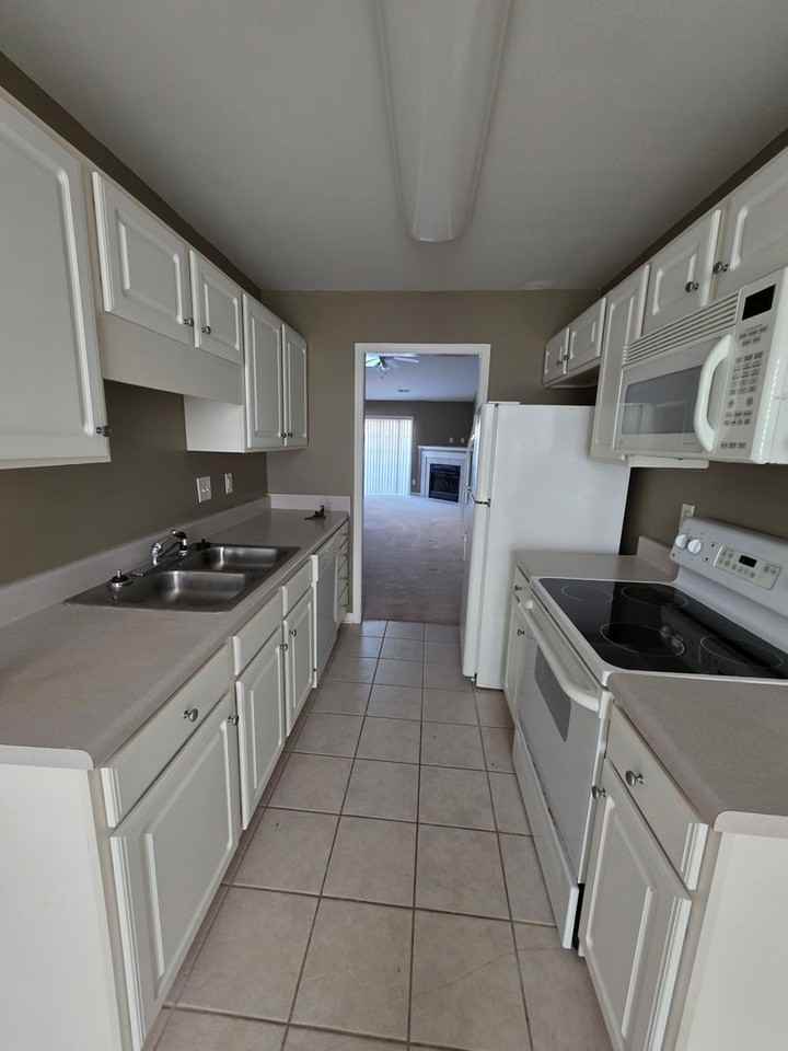 7838 Woodpark Dr - Photo 4 of 13