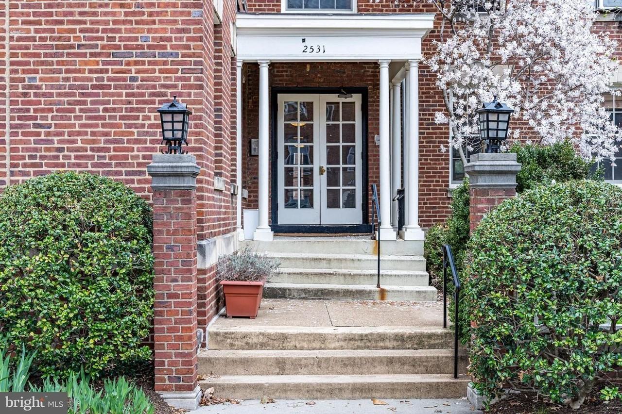 2531 Q St Nw - Photo 4 of 15