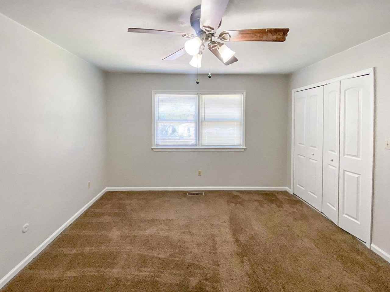 2306 Rush St - Photo 4 of 5