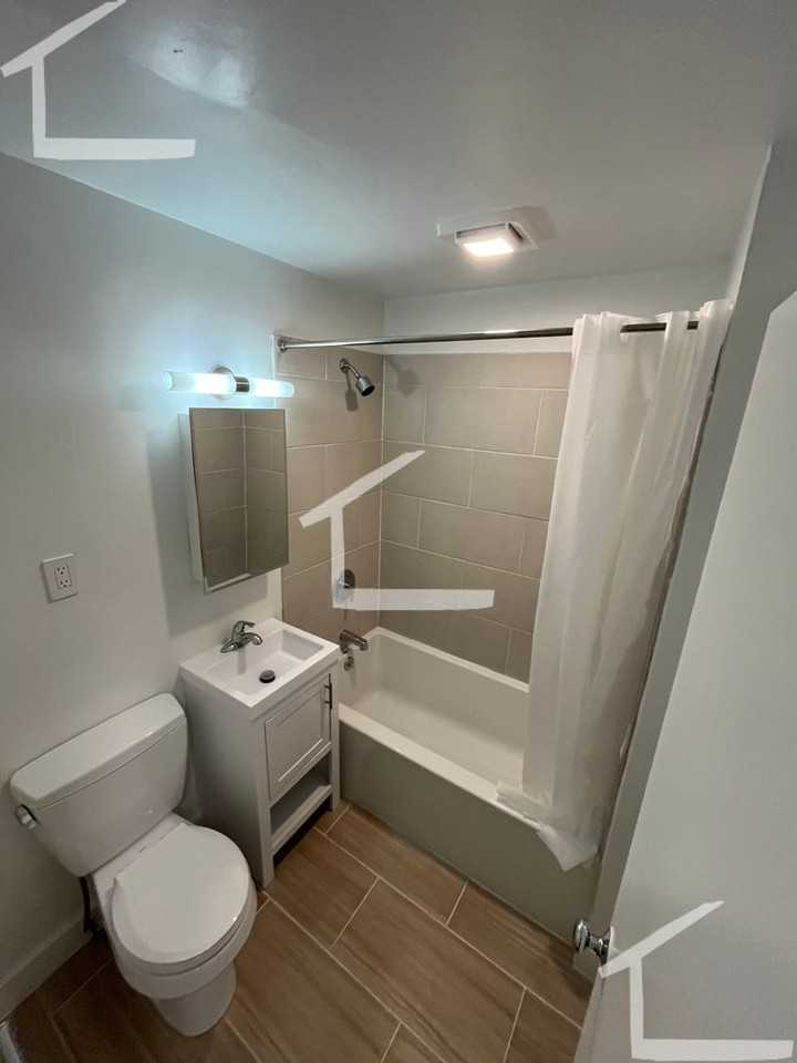 568 Massachusetts Ave - Photo 5 of 5