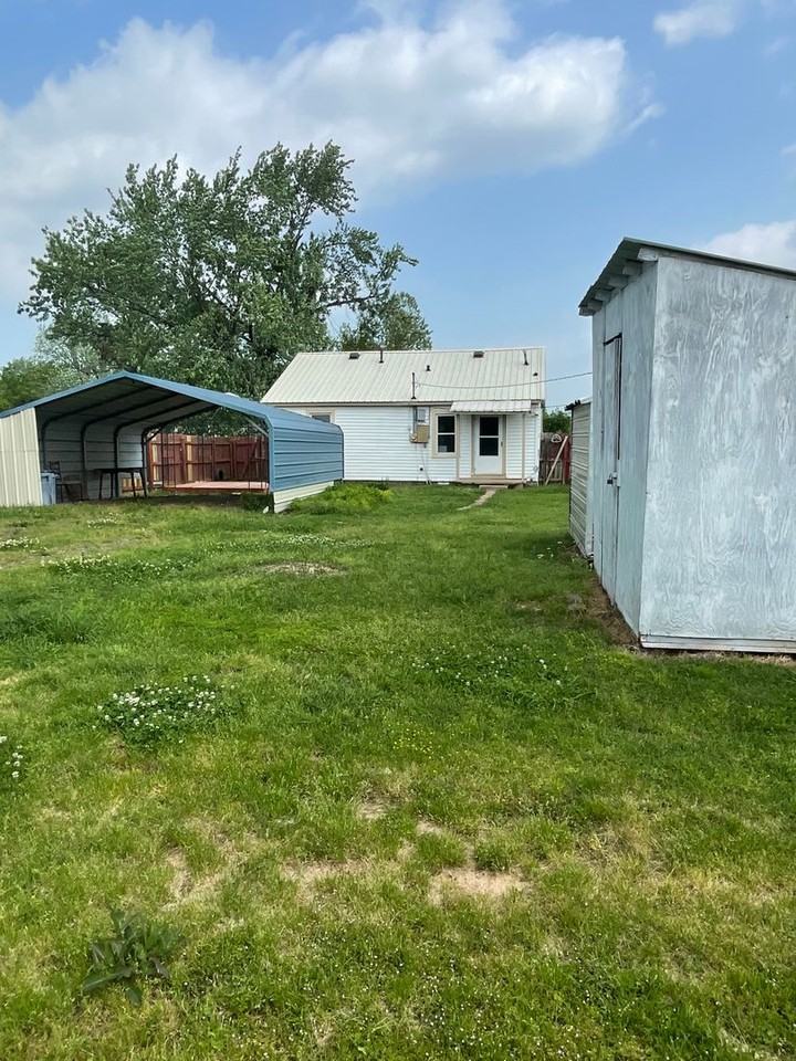 2008 Wirsing Ave - Photo 5 of 7