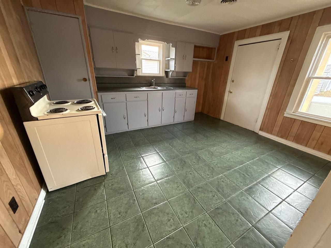 2008 Wirsing Ave - Photo 7 of 7