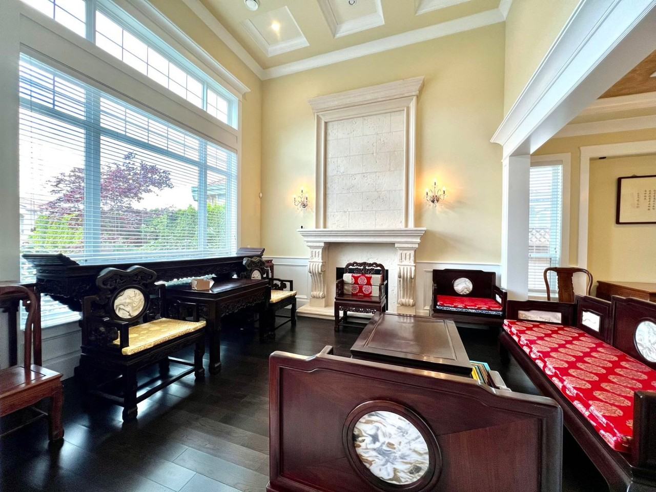 7520 Broadmoor Boulevard - Photo 3 of 20