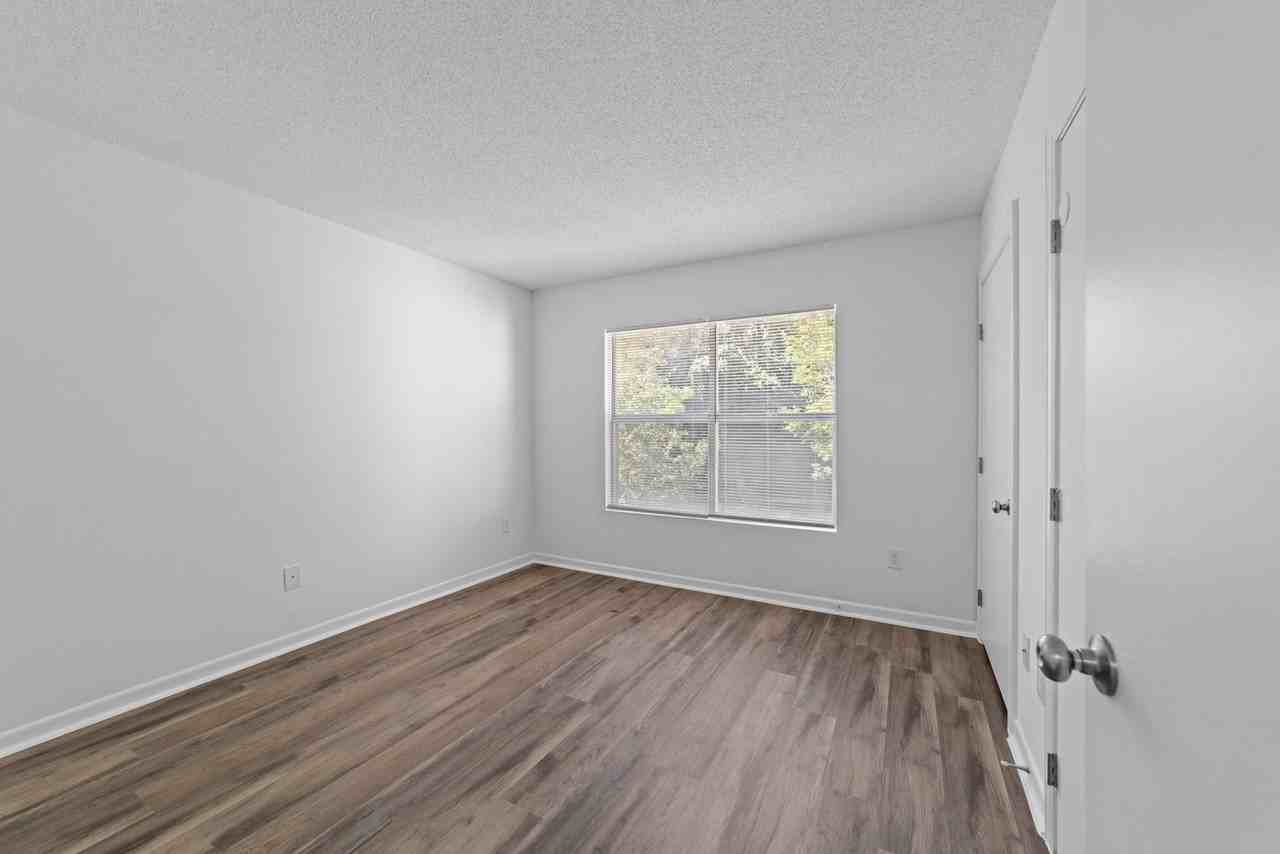 2117 Ruark Ct - Photo 5 of 30