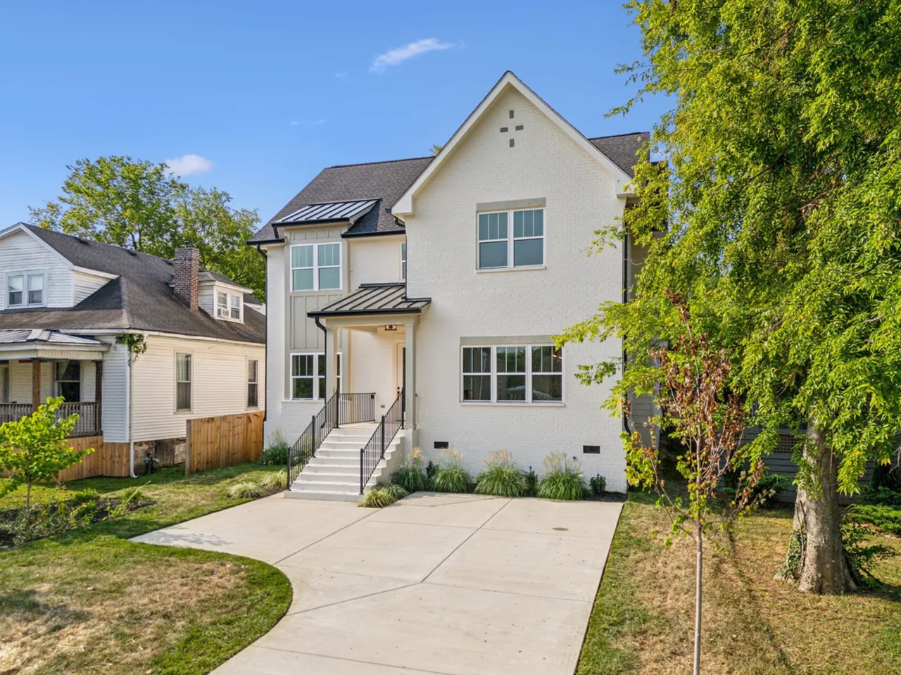 3903 Elkins Ave - Photo 3 of 41