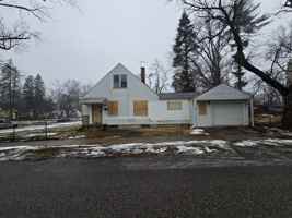 featured image of 17300 Winston St