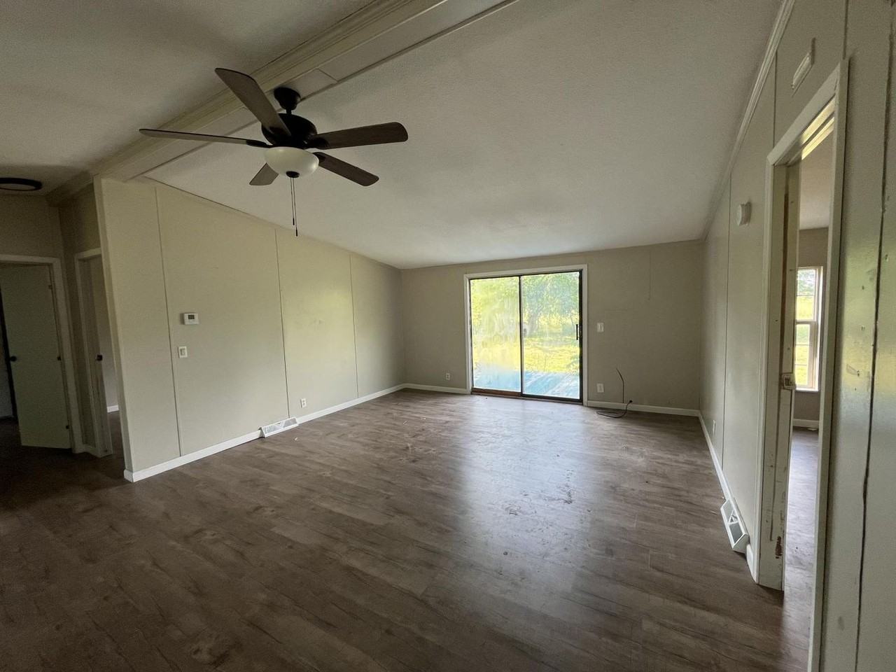 15784 Sumac Rd - Photo 4 of 10